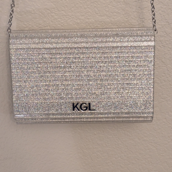 Kurt Geiger London Party Glitter Envelope Clutch in Silver - Picture 4 of 6